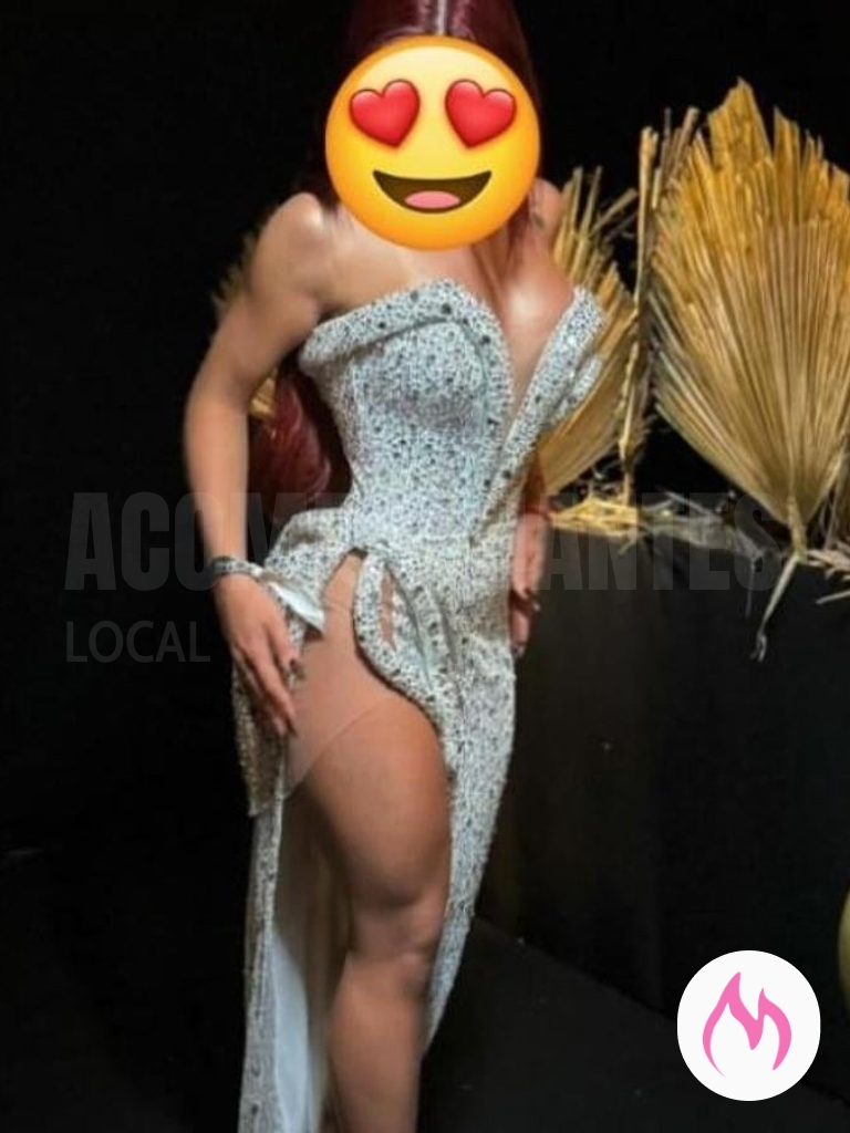 rosto de menina, corpo ardente