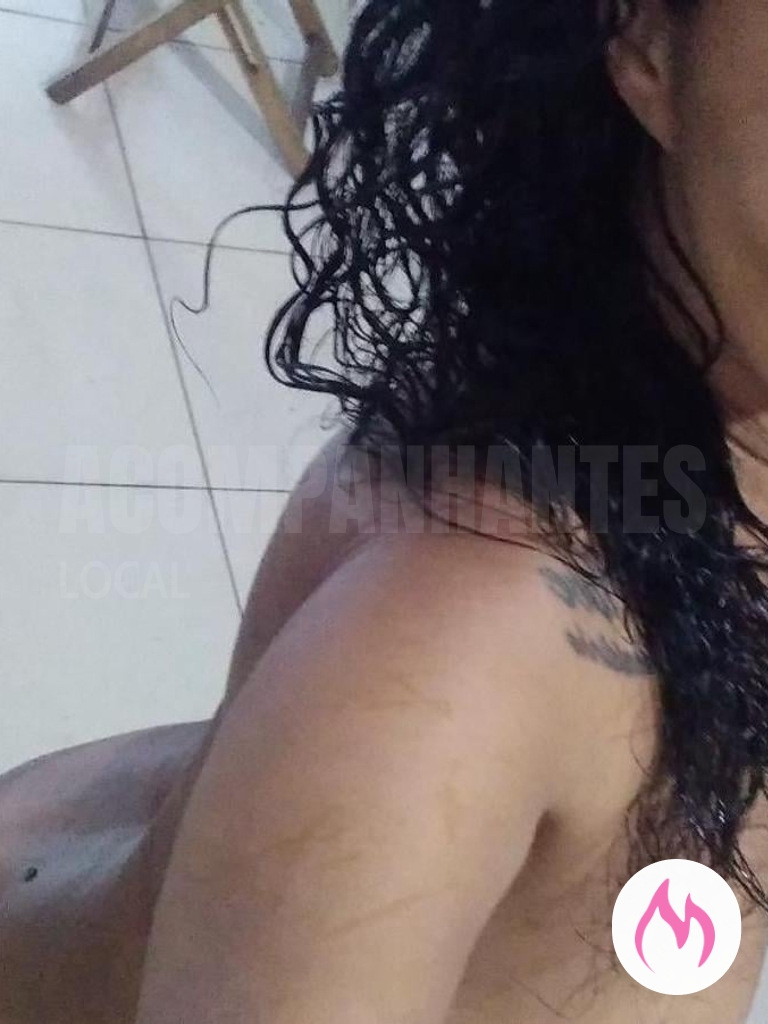 dani pimentinha à sua disposição