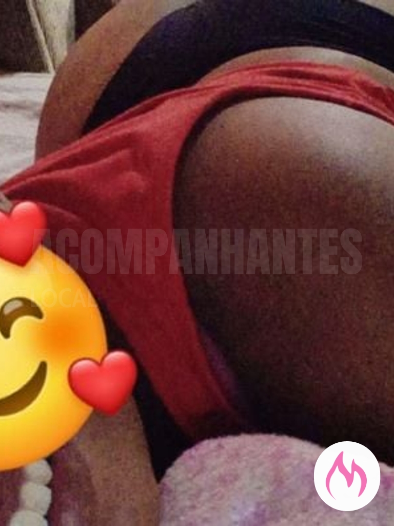 morena quente e divertida