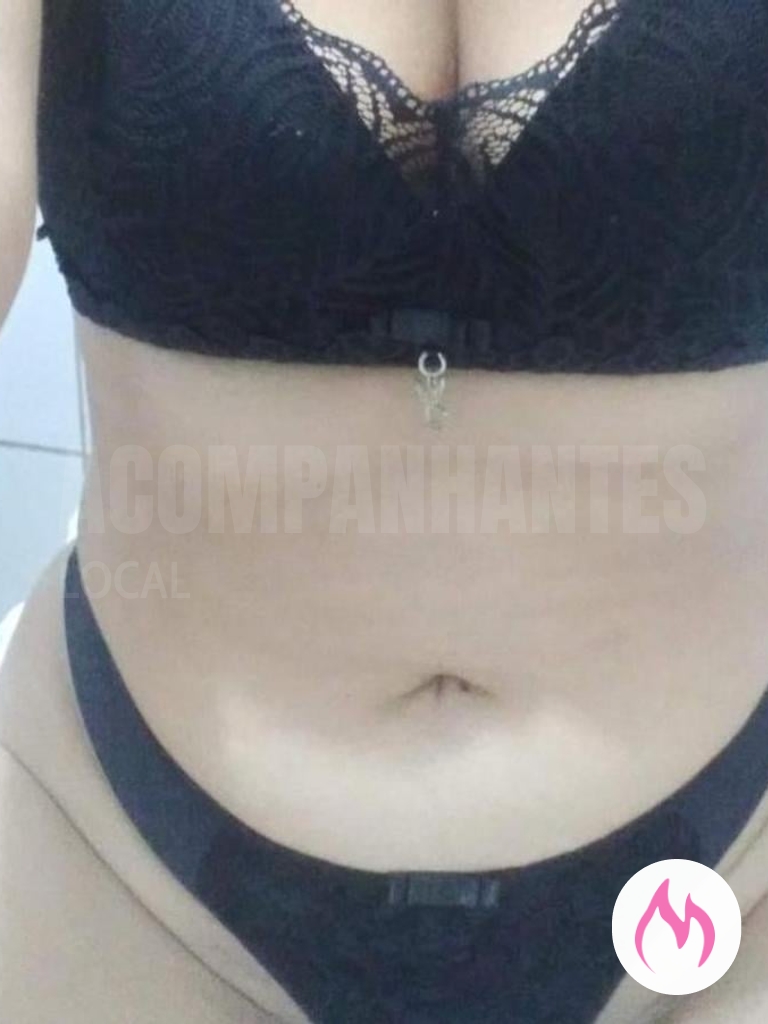 bruuna, a sensual morena