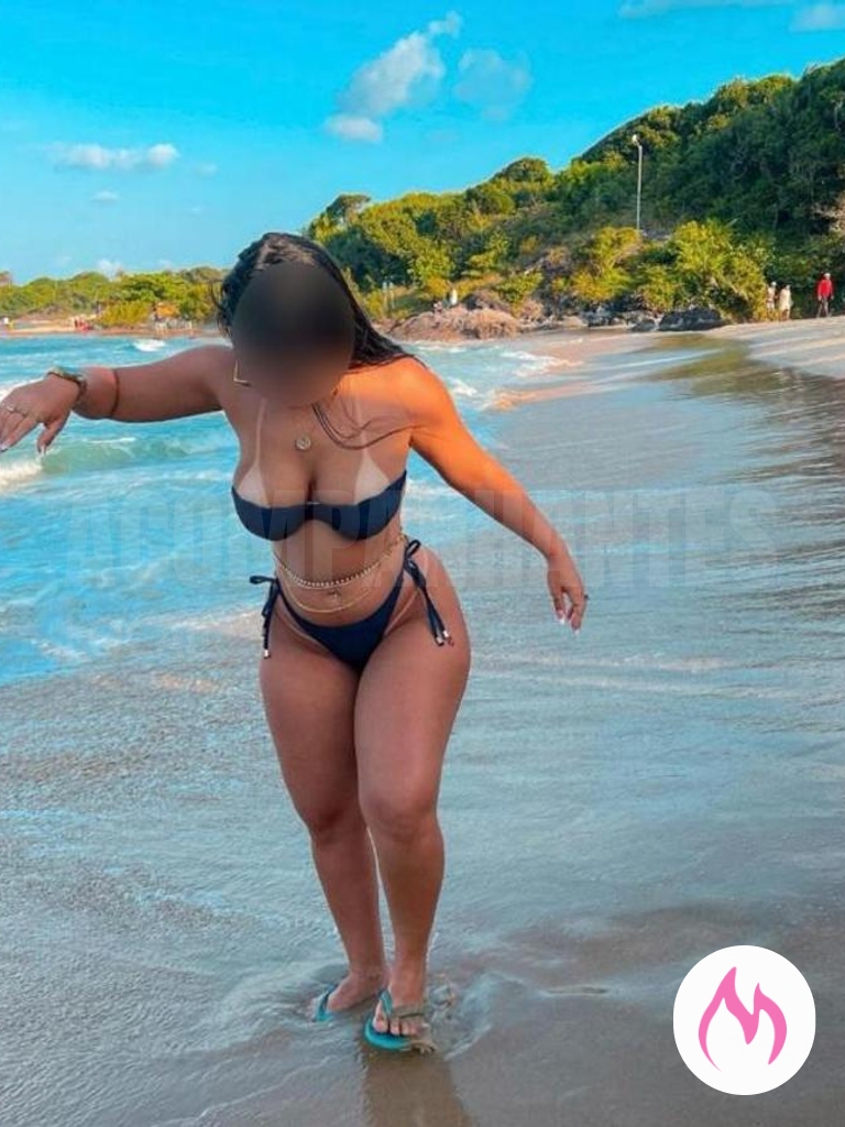 laura, sedução e toques
