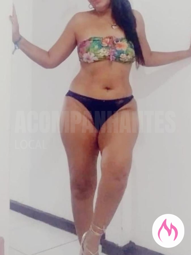 kelly, a gata sensual