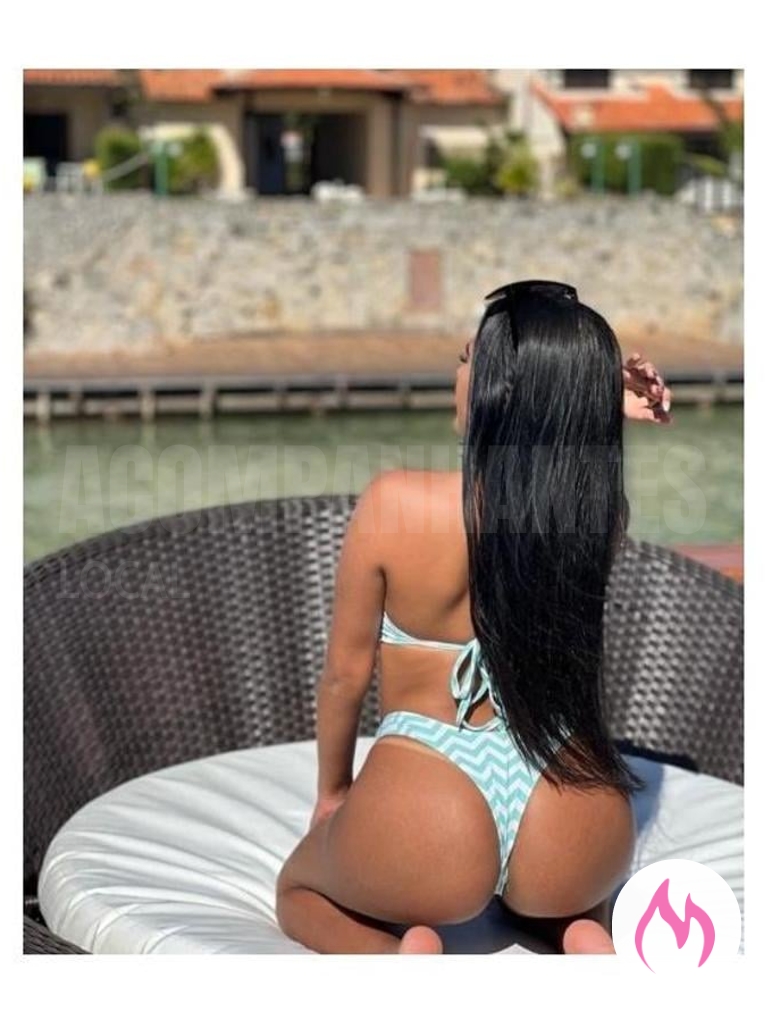 morena sexy e carinhosa