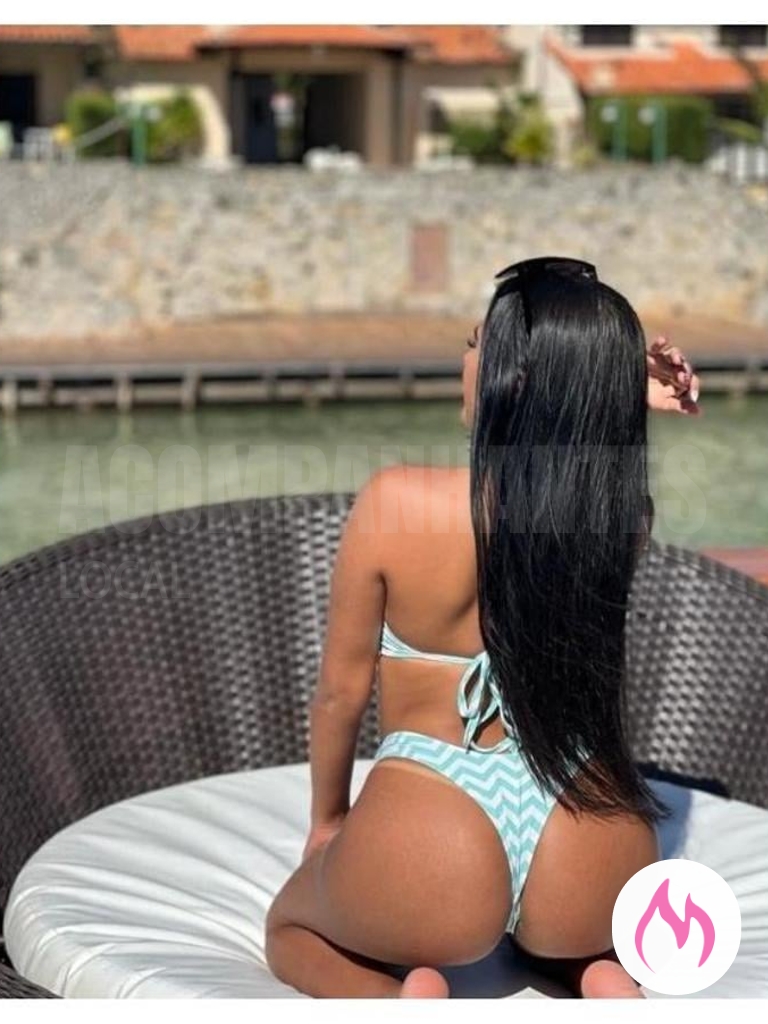 morena sexy e carinhosa