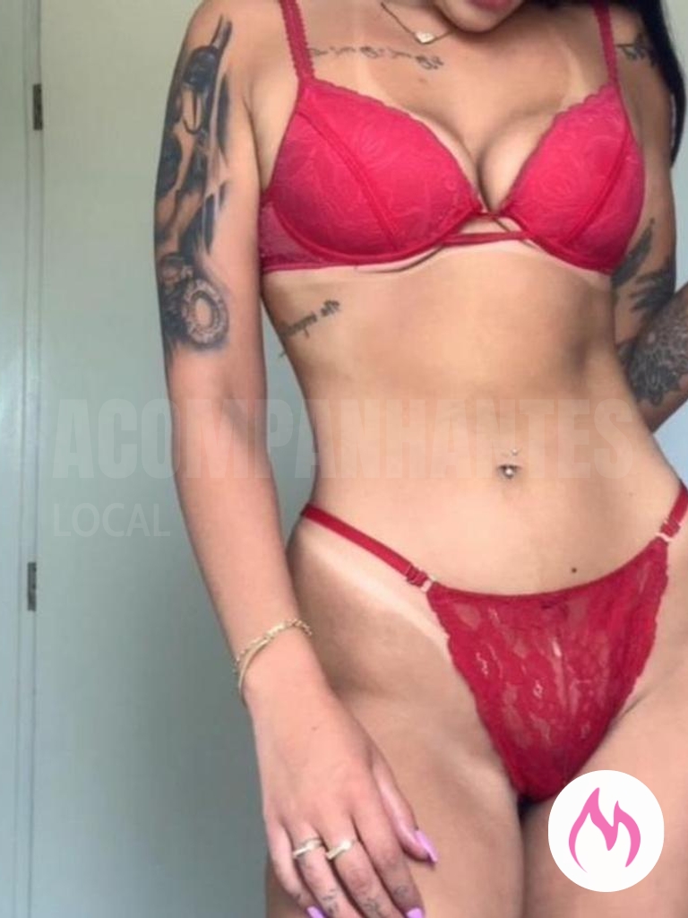 gata safada à sua disposição