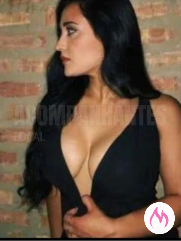 lorena, a morena sensual