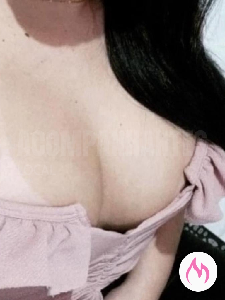 morena ninfetinha apaixonante