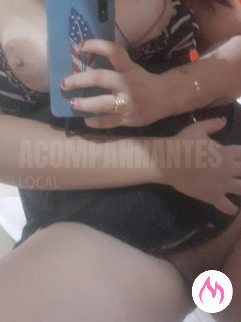 atraente garota de programa