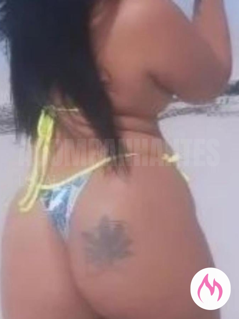 kelynha te espera sedutora