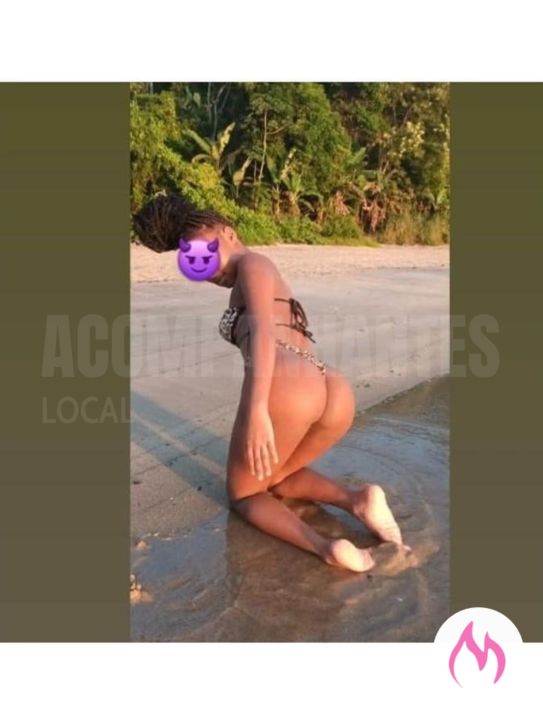 larissa: sensual e discreta