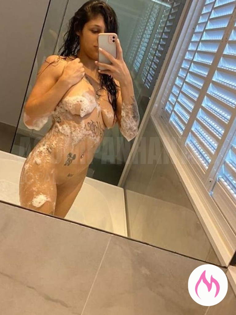 luyza: sensualidade à porta