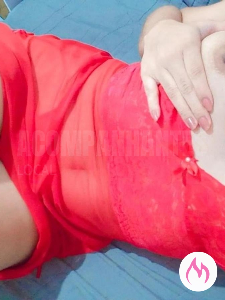 morena sedutora e apaixonante